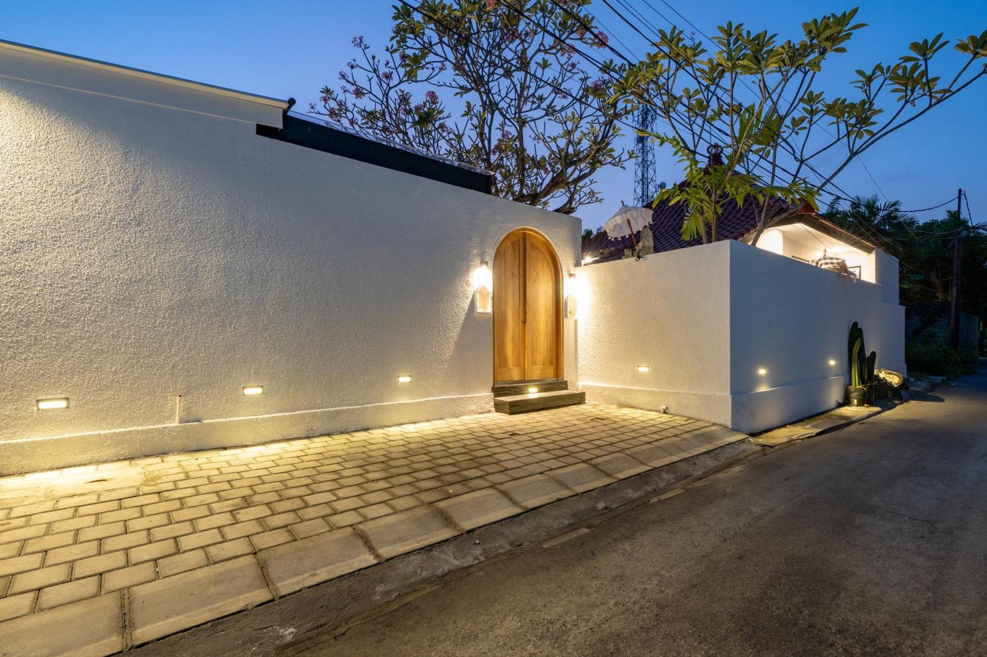 Zee Design Villa & Spa Sanur Екстер'єр фото
